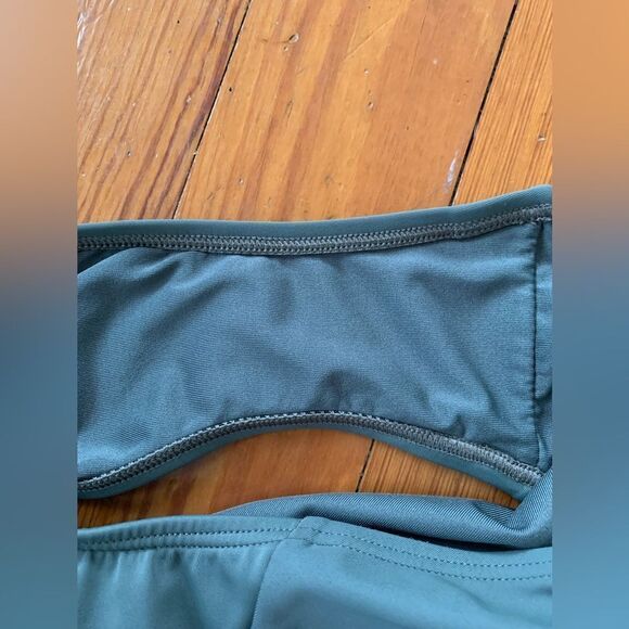 Carmen Marc Valvo Swimsuit - Picture 6 of 7